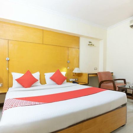 Oyo 10534 Hotel Kanishka Bangalore Exterior photo