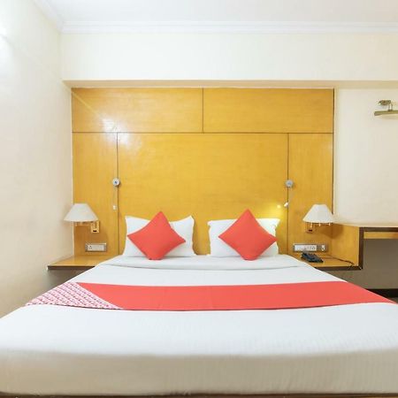 Oyo 10534 Hotel Kanishka Bangalore Exterior photo
