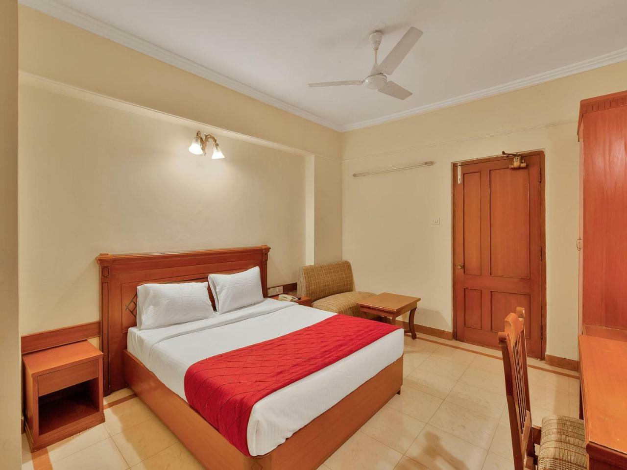 Oyo 10534 Hotel Kanishka Bangalore Exterior photo