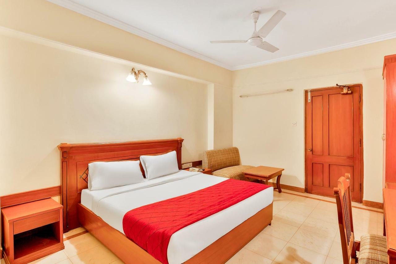 Oyo 10534 Hotel Kanishka Bangalore Exterior photo